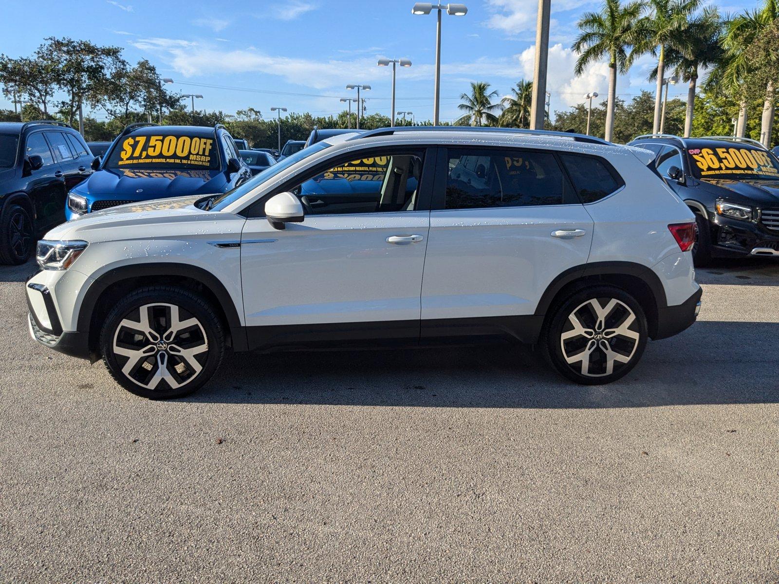 2022 Volkswagen Taos Vehicle Photo in Miami, FL 33015