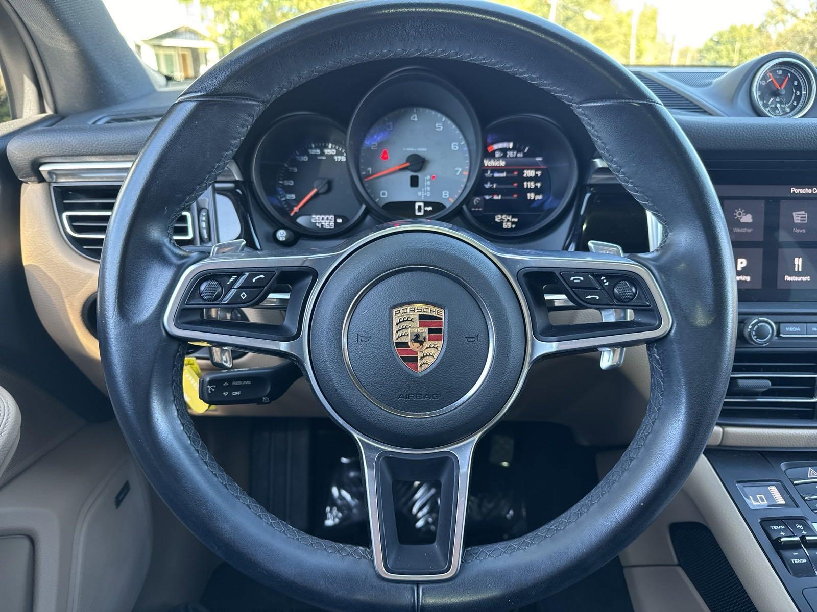 2020 Porsche Macan Vehicle Photo in DALLAS, TX 75209-3016