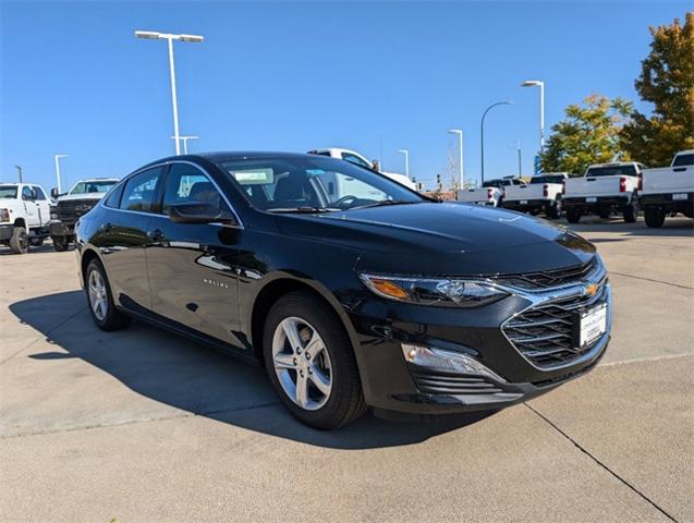 2025 Chevrolet Malibu Vehicle Photo in ENGLEWOOD, CO 80113-6708