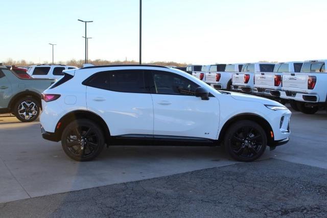 2025 Buick Envision Vehicle Photo in Greenville, TX 75402