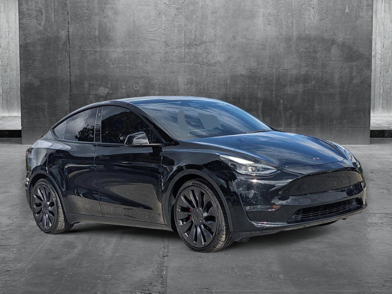 2022 Tesla Model Y Vehicle Photo in GREENACRES, FL 33463-3207