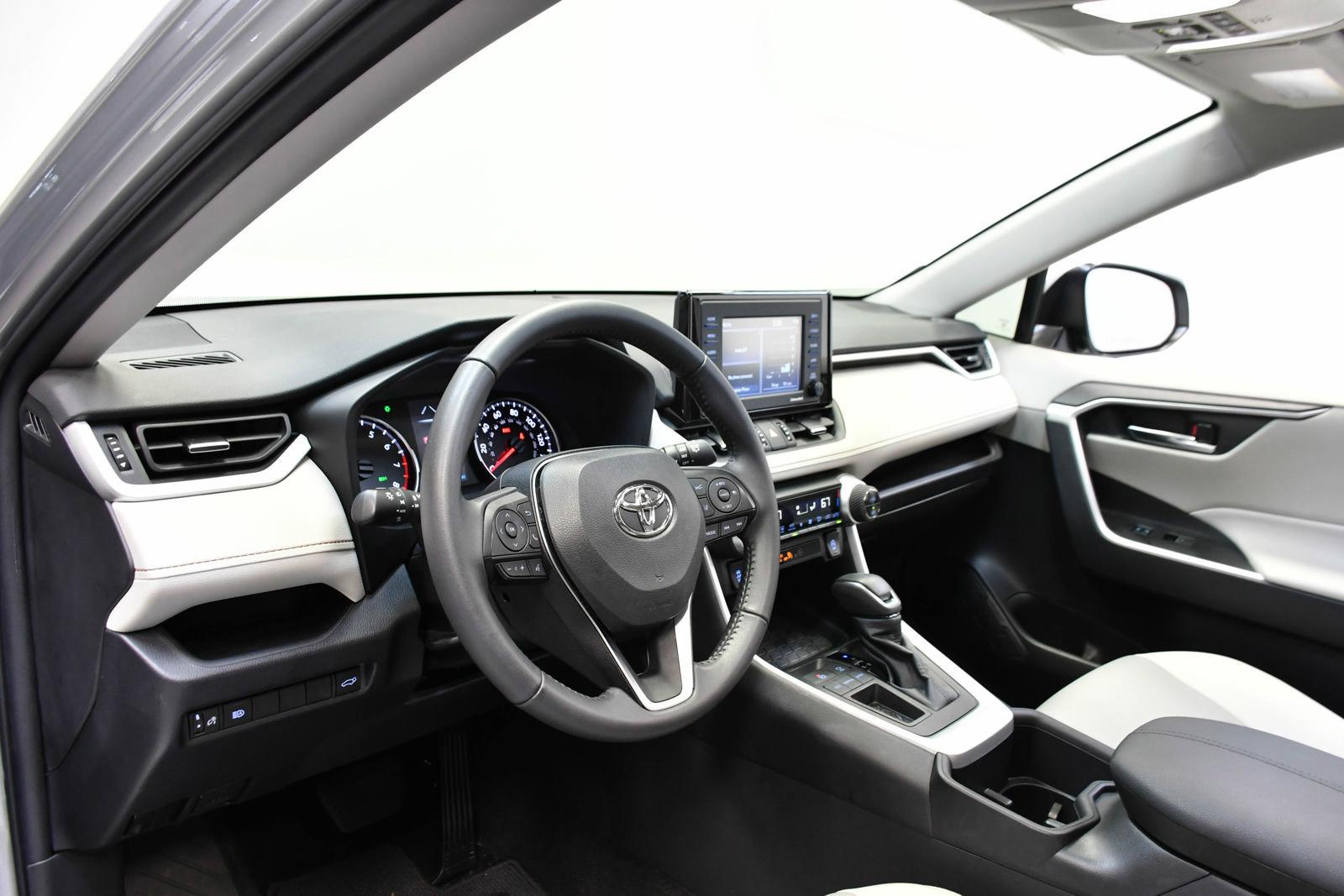 2022 Toyota RAV4 Vehicle Photo in DALLAS, TX 75235