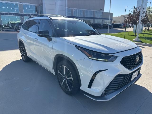 2021 Toyota Highlander Vehicle Photo in Grapevine, TX 76051