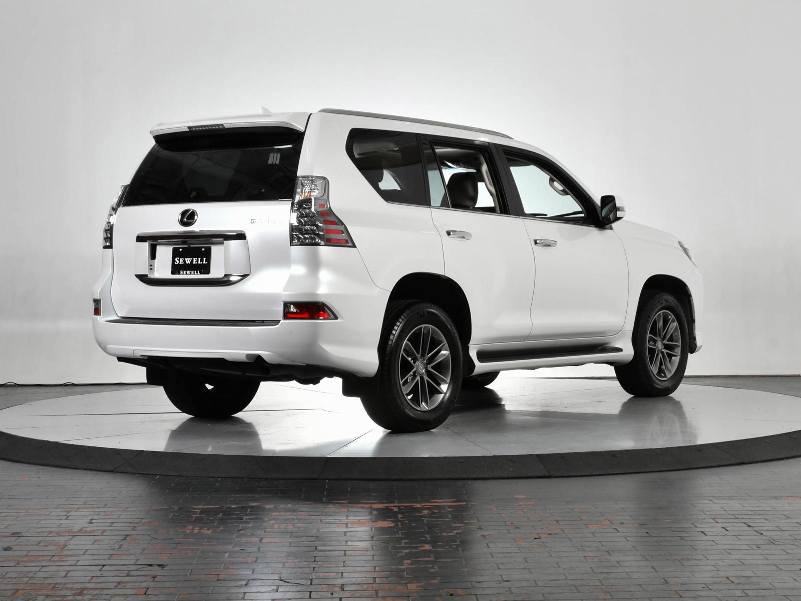 2023 Lexus GX 460 Vehicle Photo in DALLAS, TX 75235