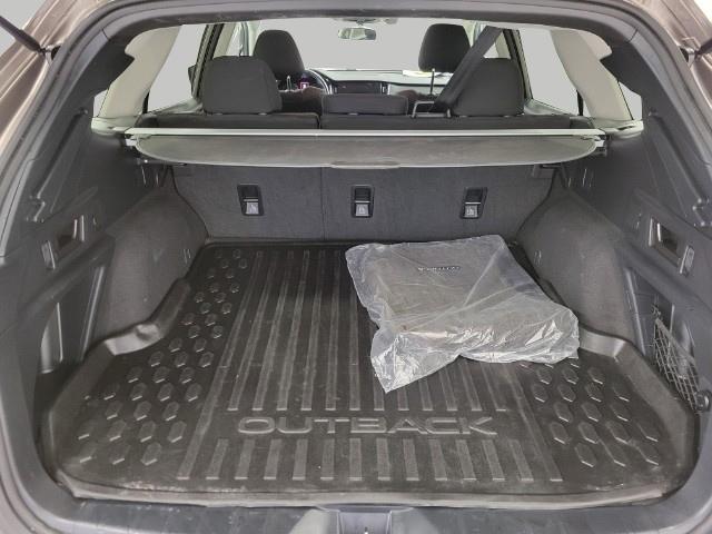 2022 Subaru Outback Vehicle Photo in Green Bay, WI 54304