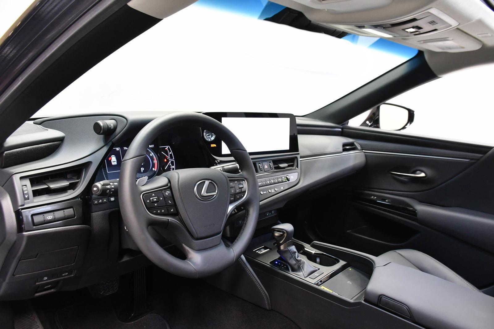 2025 Lexus ES 350 Vehicle Photo in DALLAS, TX 75235