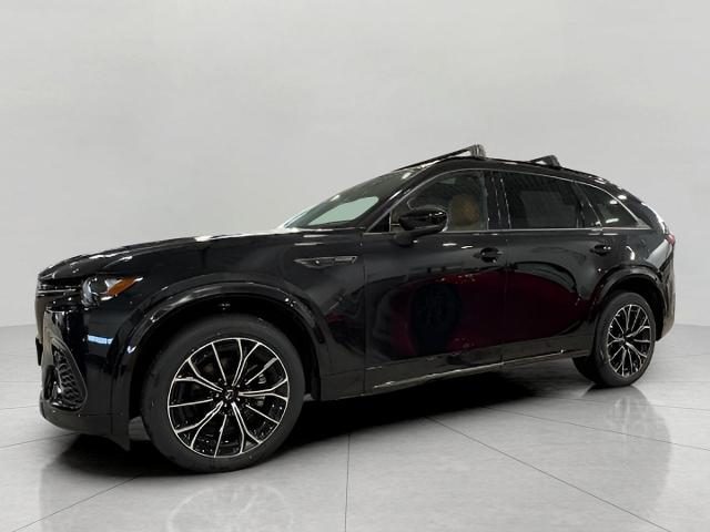 2025 Mazda CX-70 Vehicle Photo in Green Bay, WI 54304