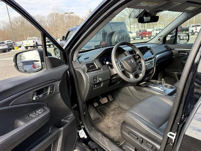 2022 Honda Pilot Vehicle Photo in CHICOPEE, MA 01020-5001