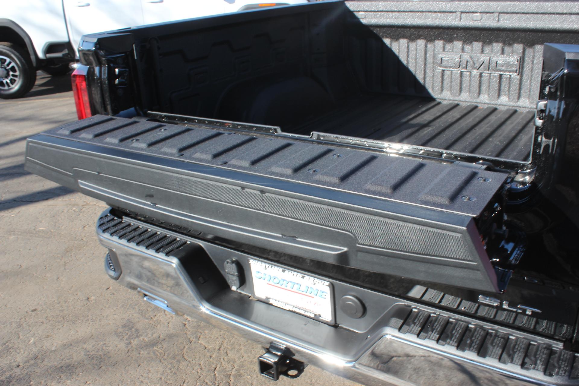 2025 GMC Sierra 1500 Vehicle Photo in AURORA, CO 80012-4011