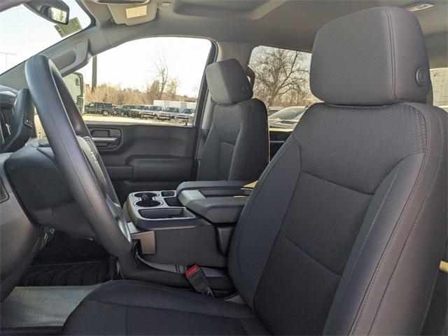 2025 Chevrolet Silverado 2500 HD Vehicle Photo in ENGLEWOOD, CO 80113-6708