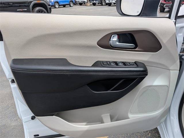 2022 Chrysler Voyager Vehicle Photo in AURORA, CO 80012-4011