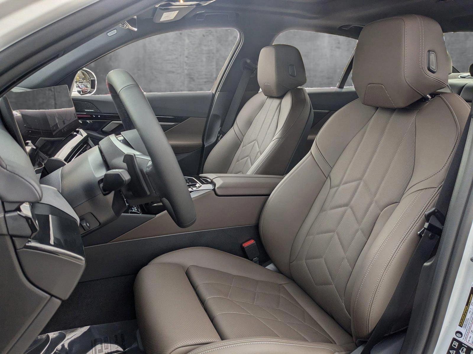2024 BMW 530i xDrive Vehicle Photo in Towson, MD 21204