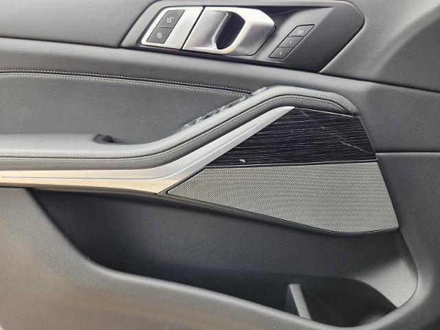 2025 BMW X5 sDrive40i Vehicle Photo in PLANO, TX 75024