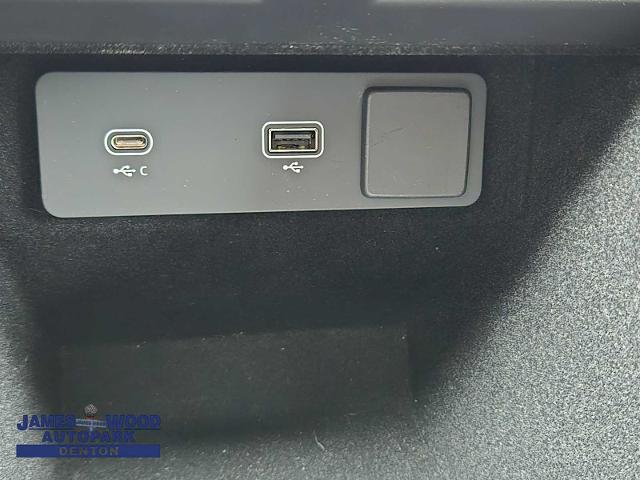 2023 Range Rover Evoque Vehicle Photo in DENTON, TX 76210-9321