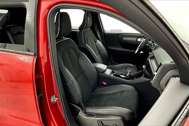 2021 Volvo XC40 Vehicle Photo in Grapevine, TX 76051