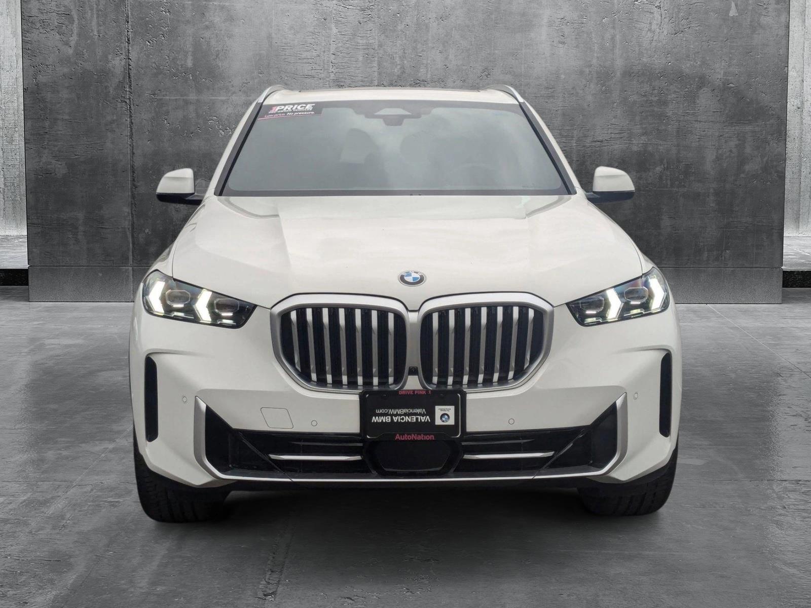 2025 BMW X5 sDrive40i Vehicle Photo in Valencia, CA 91355