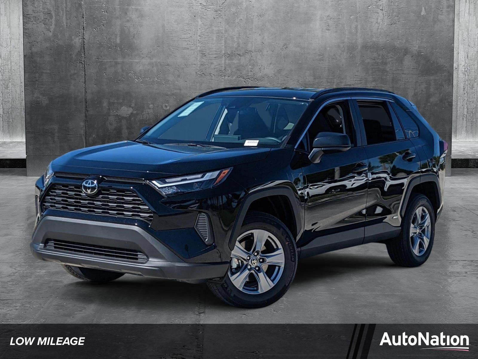 2025 Toyota RAV4 Vehicle Photo in Davie, FL 33331