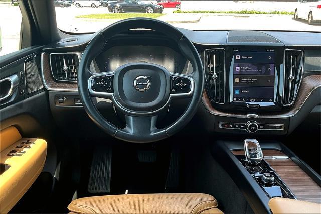 2022 Volvo XC60 Vehicle Photo in Houston, TX 77007