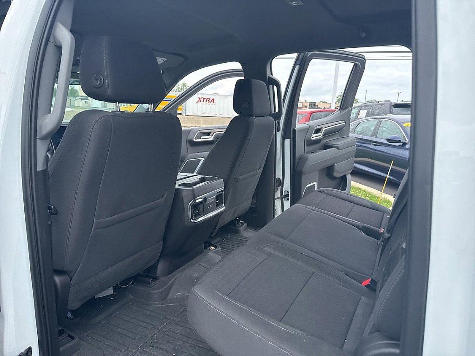2023 GMC Sierra 1500 Vehicle Photo in Harrisburg, PA 17111
