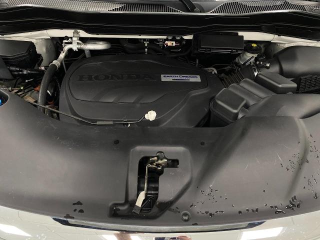 2019 Honda Pilot Vehicle Photo in Appleton, WI 54913