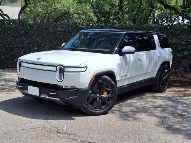 2023 Rivian R1S Vehicle Photo in San Antonio, TX 78230-1001