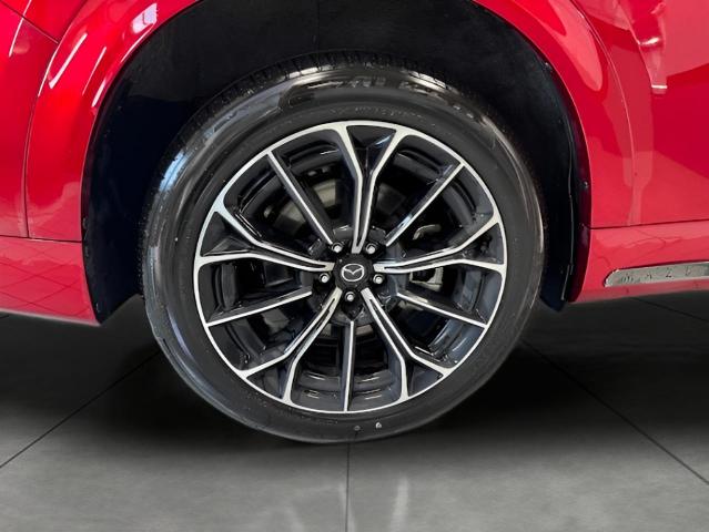 2025 Mazda CX-70 Vehicle Photo in Green Bay, WI 54304