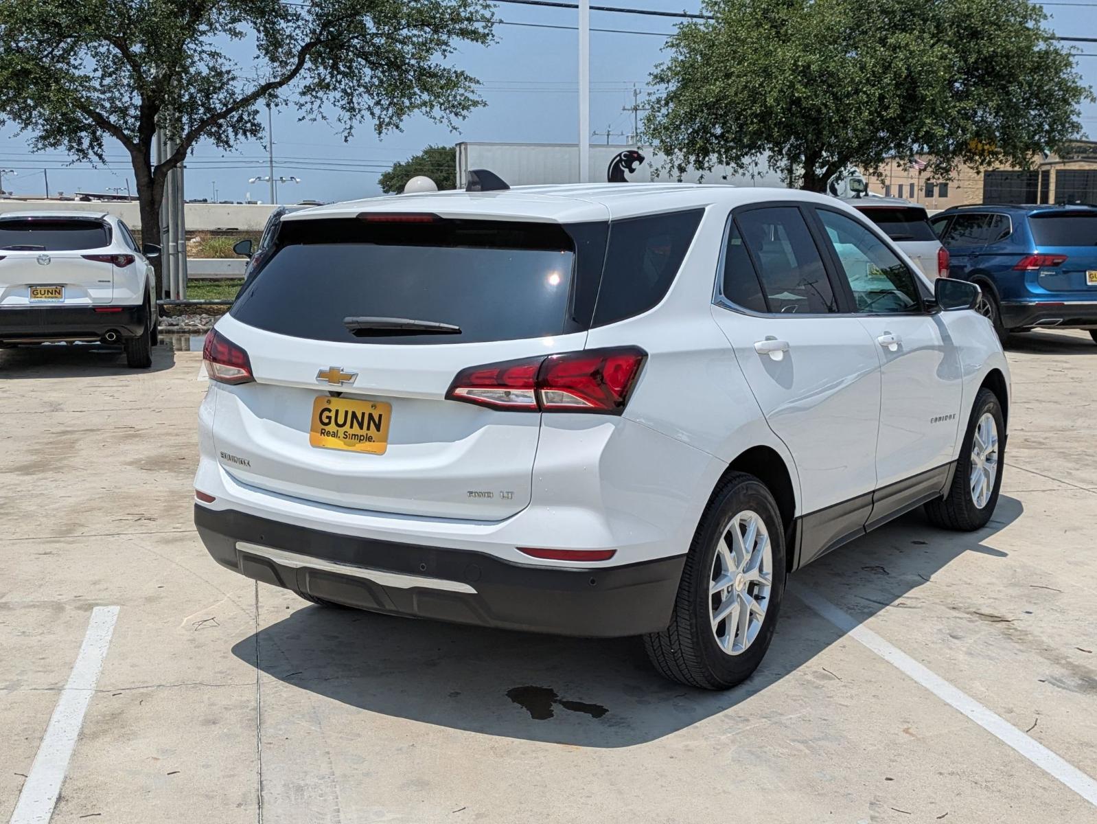 2024 Chevrolet Equinox Vehicle Photo in SELMA, TX 78154-1460