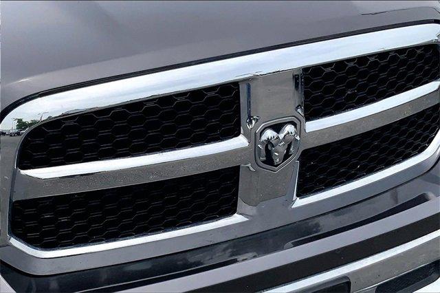 2020 Ram 1500 Classic Vehicle Photo in INDEPENDENCE, MO 64055-1377