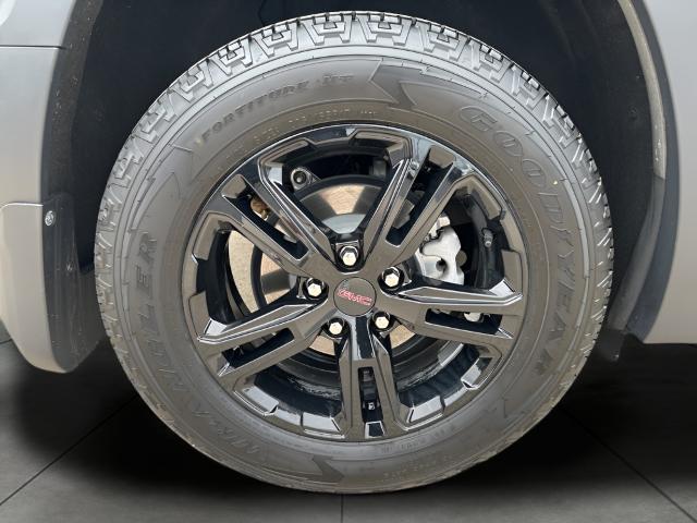 2024 GMC Terrain Vehicle Photo in MANITOWOC, WI 54220-5838