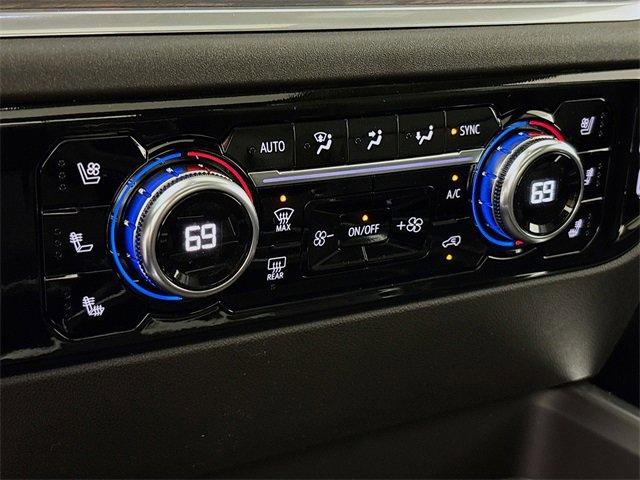2025 GMC Sierra 3500 HD Vehicle Photo in PUYALLUP, WA 98371-4149