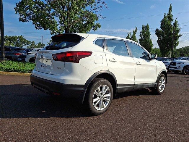 2018 Nissan Rogue Sport Vehicle Photo in Willow Grove, PA 19090