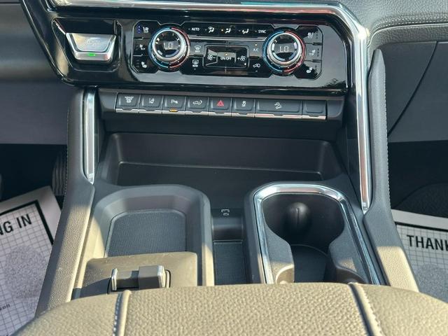 2025 GMC Sierra 2500 HD Vehicle Photo in COLUMBIA, MO 65203-3903