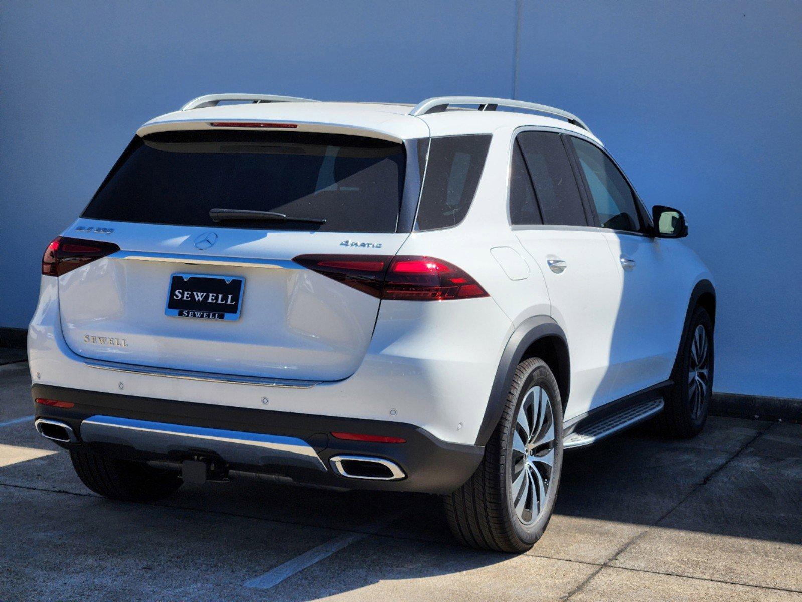 2025 Mercedes-Benz GLE Vehicle Photo in HOUSTON, TX 77079