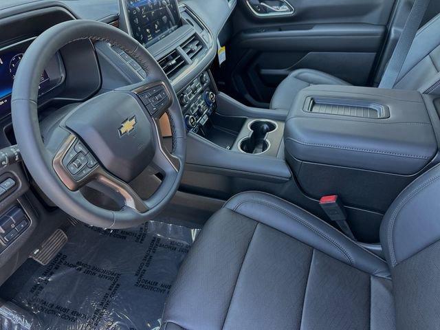 2024 Chevrolet Suburban Vehicle Photo in RIVERSIDE, CA 92504-4106