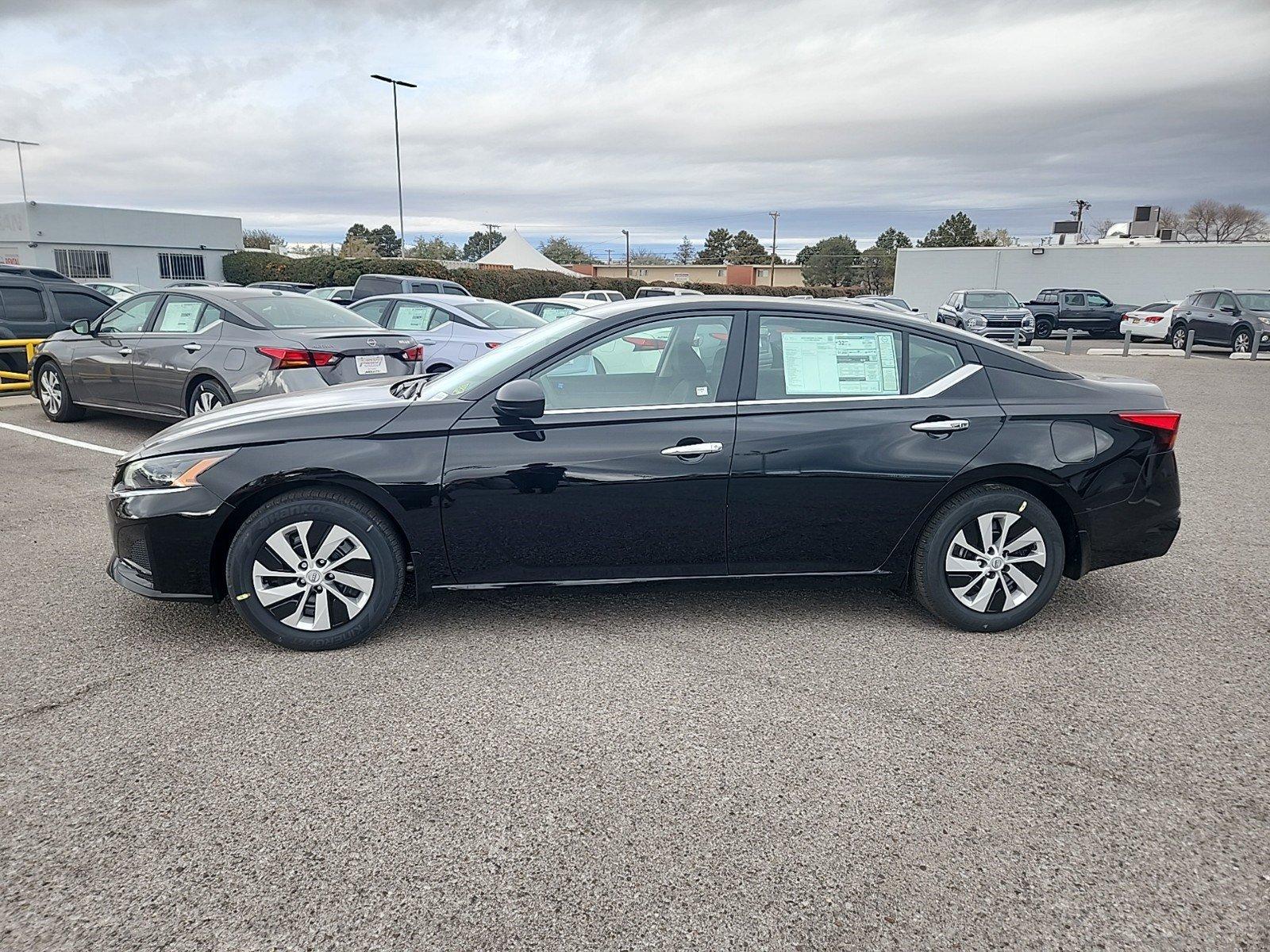 2025 Nissan Altima Vehicle Photo in Albuquerque, NM 87110
