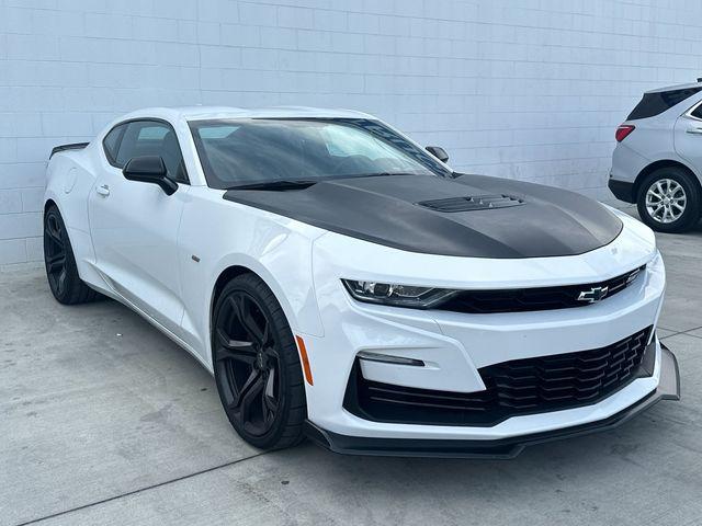 2021 Chevrolet Camaro Vehicle Photo in RIVERSIDE, CA 92504-4106