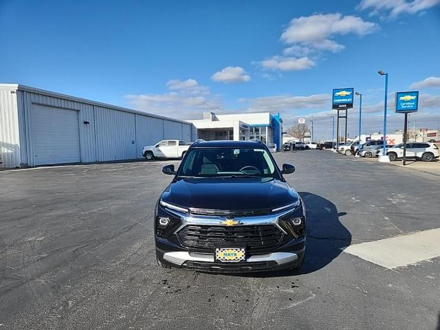 2025 Chevrolet Trailblazer Vehicle Photo in HAYS, KS 67601-1994