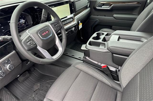 2025 GMC Sierra 1500 Vehicle Photo in ELK GROVE, CA 95757-8703