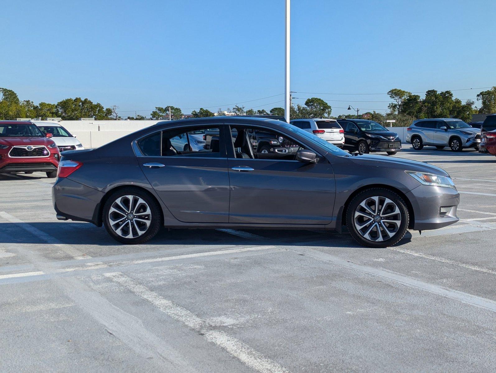 2015 Honda Accord Sedan Vehicle Photo in Ft. Myers, FL 33907