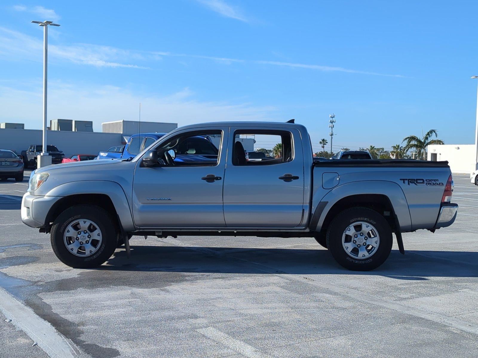 2015 Toyota Tacoma Vehicle Photo in Ft. Myers, FL 33907