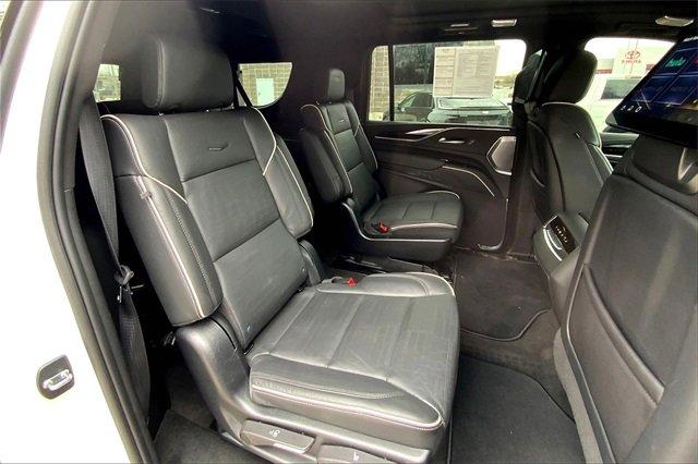 2023 Cadillac Escalade ESV Vehicle Photo in KANSAS CITY, MO 64114-4545