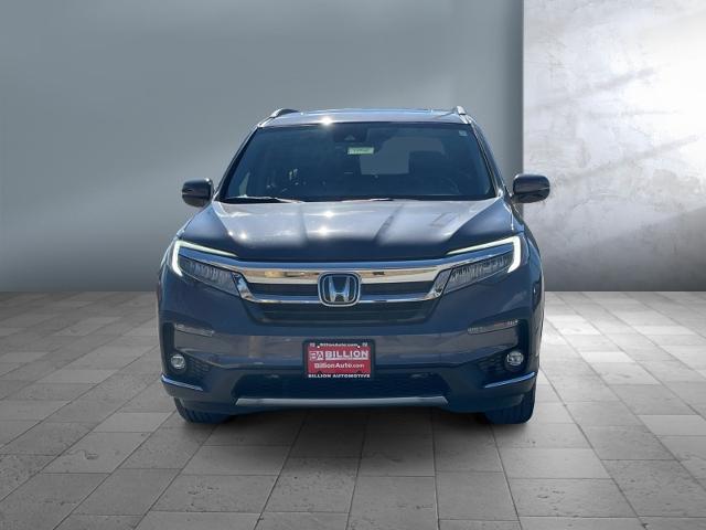 Used 2022 Honda Pilot Touring with VIN 5FNYF6H67NB039240 for sale in Iowa City, IA