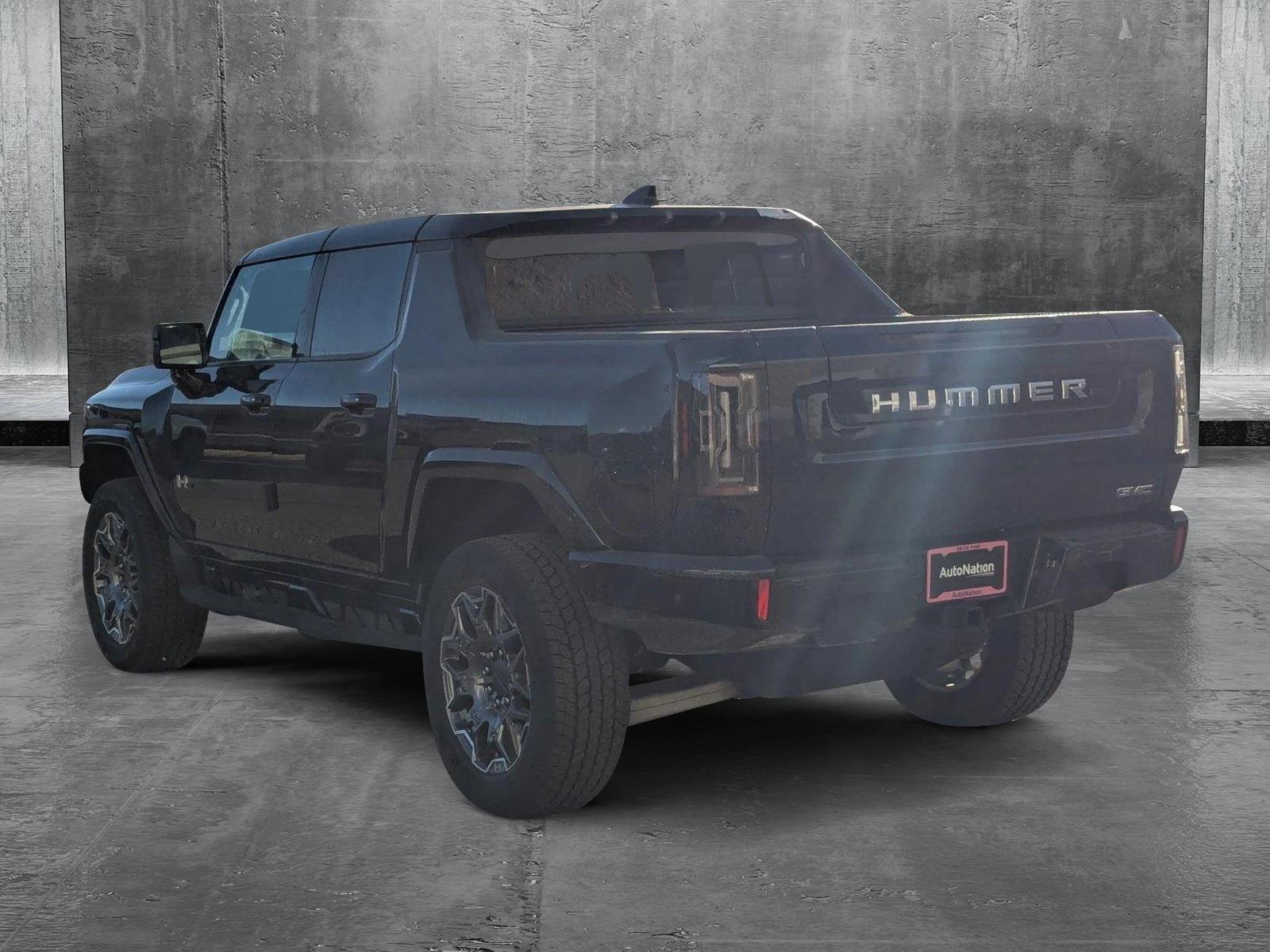 2024 GMC HUMMER EV Pickup Vehicle Photo in LONE TREE, CO 80124-2750