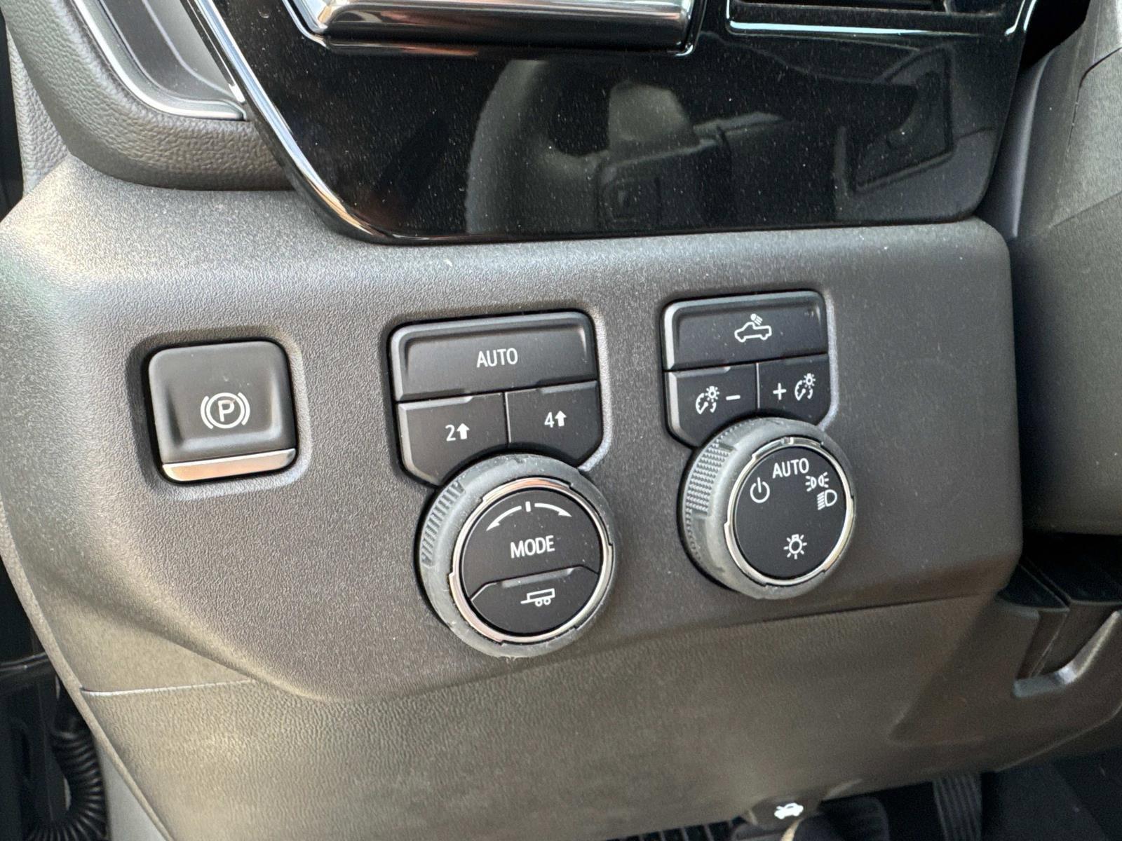 2025 Chevrolet Silverado 1500 Vehicle Photo in LOS ANGELES, CA 90007-3794