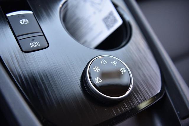 2025 Nissan Rogue Vehicle Photo in Ballwin, MO 63011
