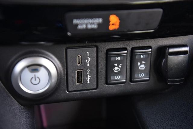 2024 Nissan LEAF Vehicle Photo in Ballwin, MO 63011