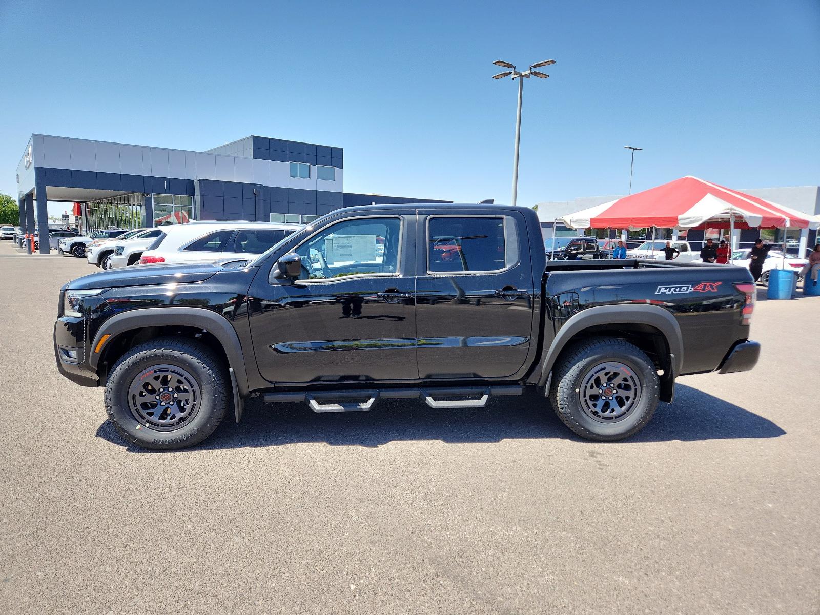 2025 Nissan Frontier Vehicle Photo in Albuquerque, NM 87110