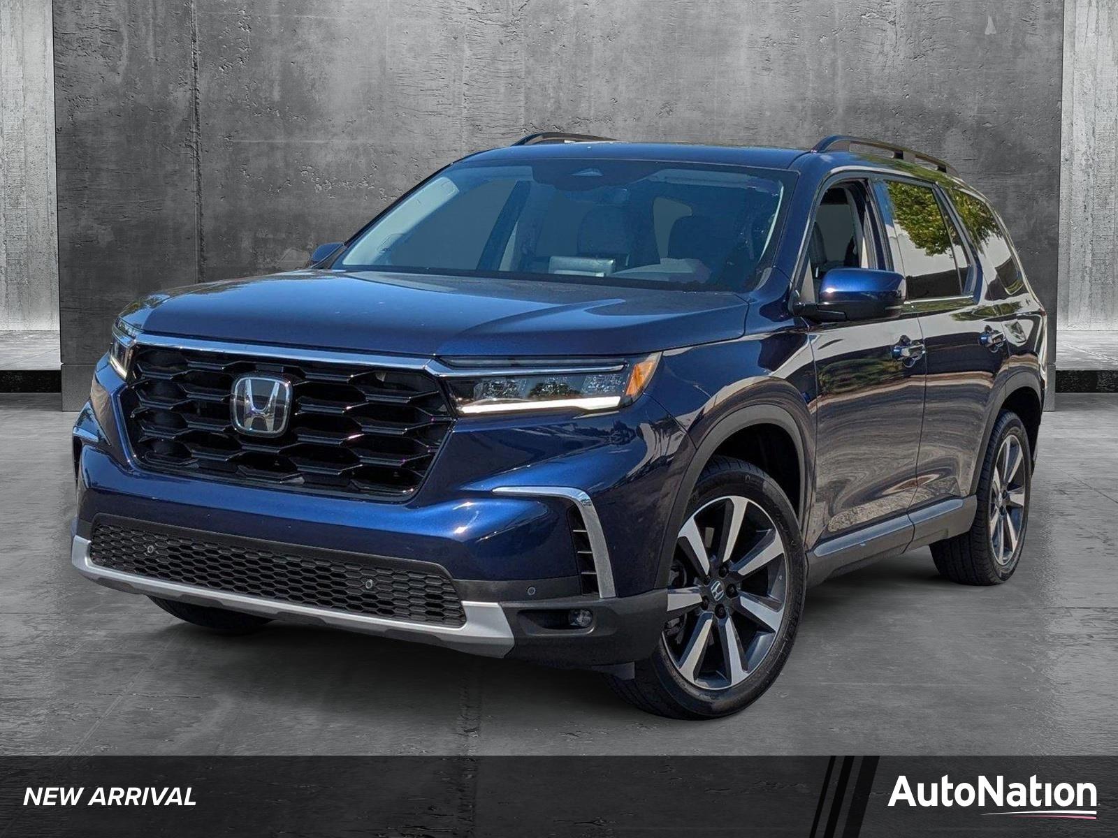 2024 Honda Pilot Vehicle Photo in Miami, FL 33015