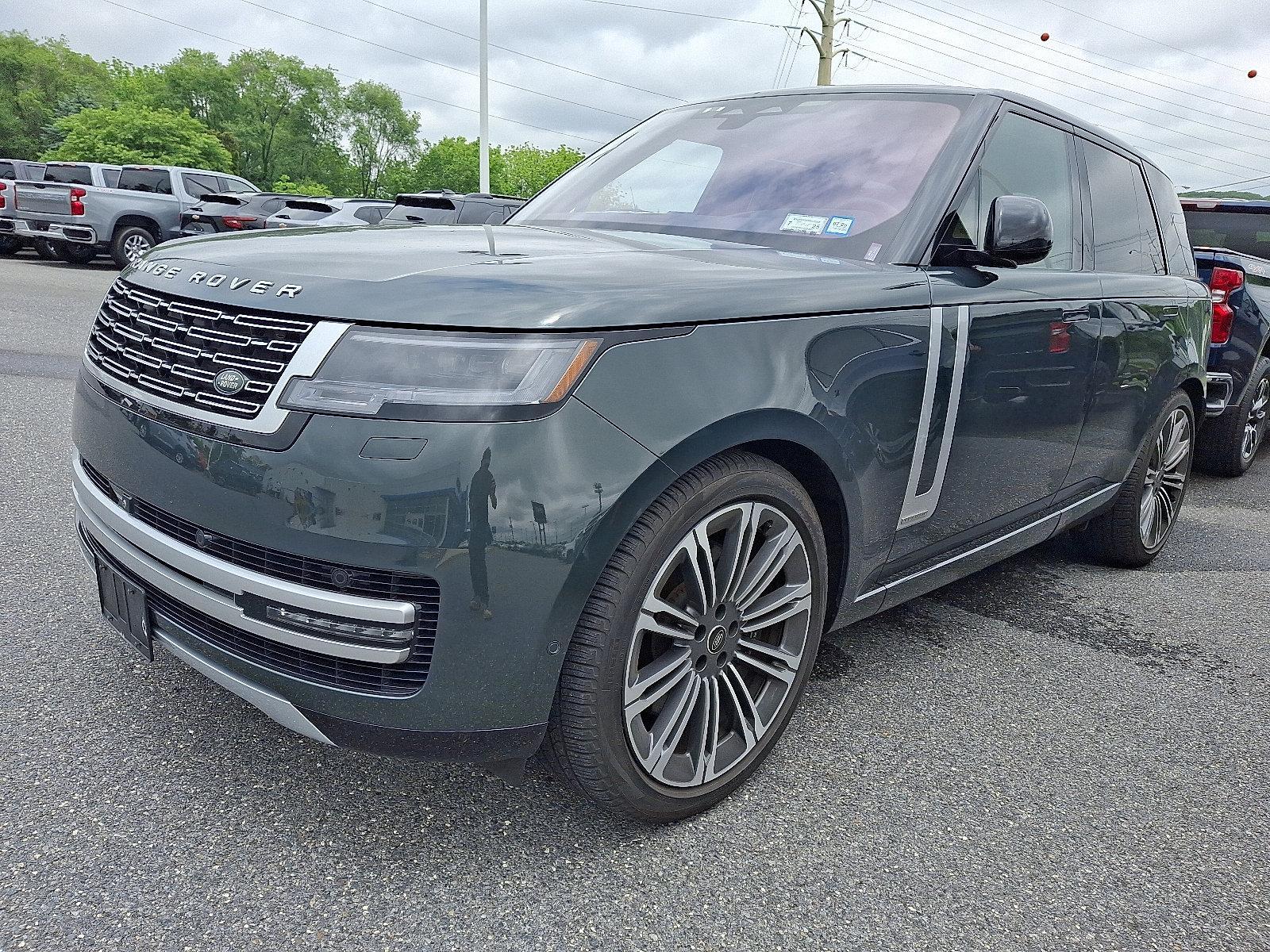 2023 Land Rover Range Rover Vehicle Photo in BETHLEHEM, PA 18017-9401