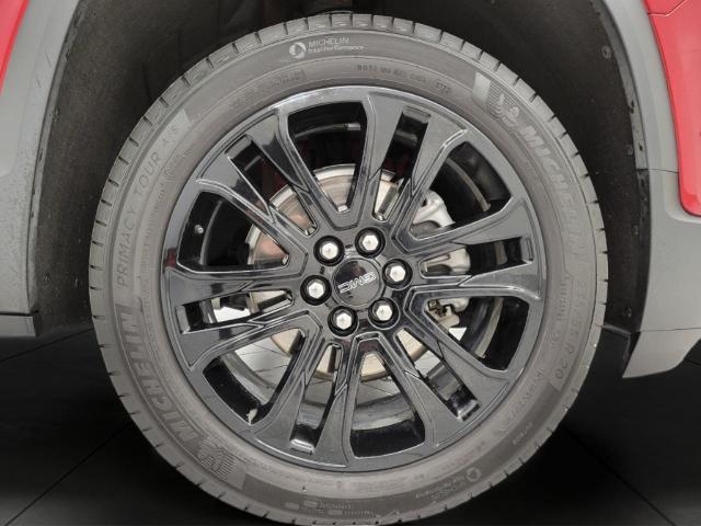 2023 GMC Acadia Vehicle Photo in NEENAH, WI 54956-2243